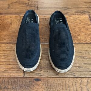 Taryn By Tayrn Rose Women's Laley Slip On Size 6.5